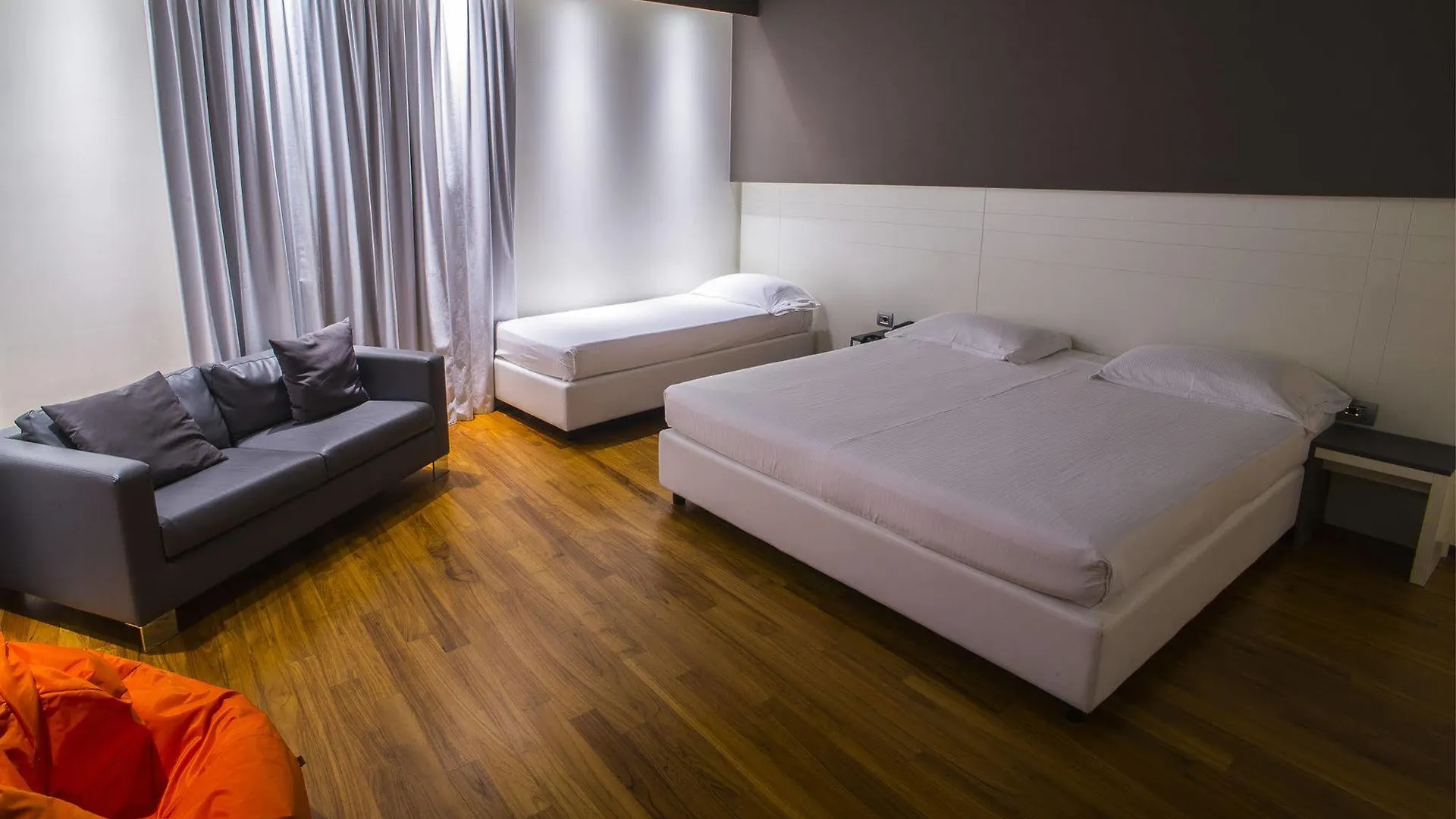 Hotel Mariet Romano di Lombardia 3*,  Ιταλία