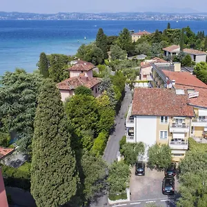 Serenella Hotel