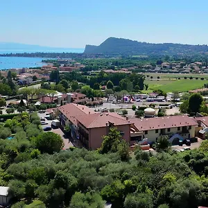Ahg Donna Silvia Wellness&spa Hotel